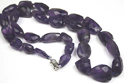 Design 1506: purple amethyst faceted, nuggets beads