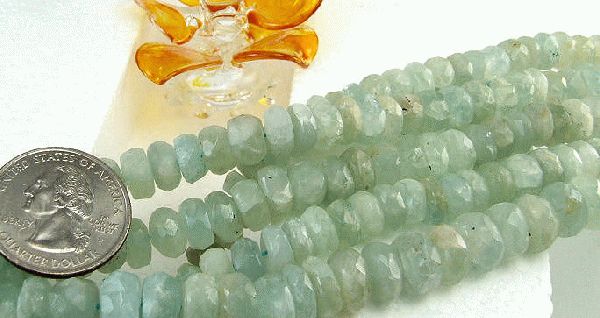 Design 1778: green,blue aquamarine faceted beads