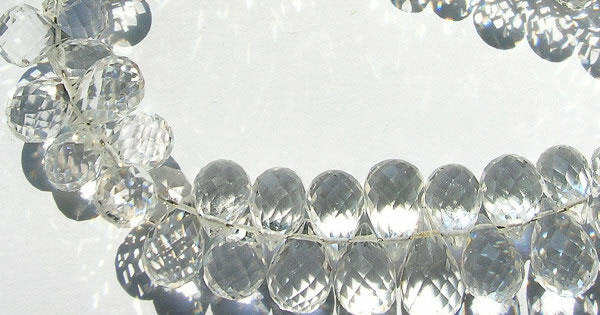 Design 3031: clear crystal briolettes beads