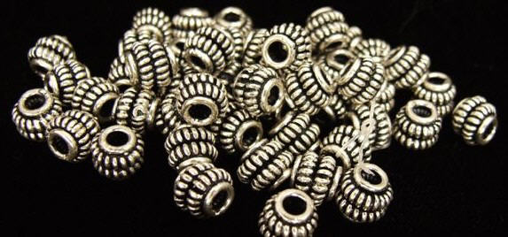Design 3063: silver silver beads