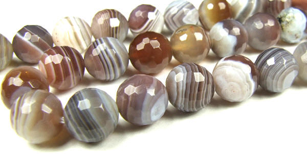 Design 5646: Gray botswana agate faceted beads