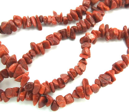 Design 5724: red sponge coral chips beads