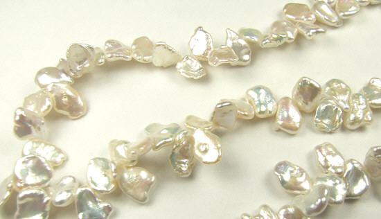 Design 5745: White pearl beads
