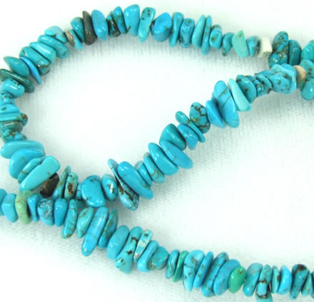 Design 5748: Blue magnesite chips beads