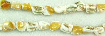 Design 5808: Yellow mother-of-pearl beads