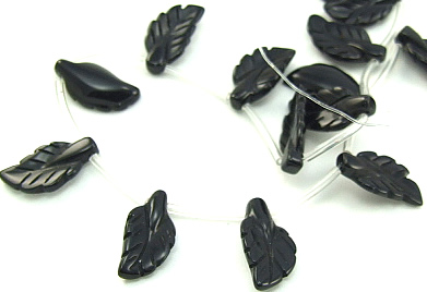 Design 5824: Black black onyx careved beads