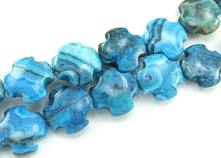 Design 5835: Blue blue-crazy agate christian, square beads