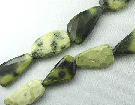 Design 5914: Green cheetah jasper faceted beads