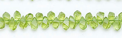 Design 6104: green peridot briolettes beads