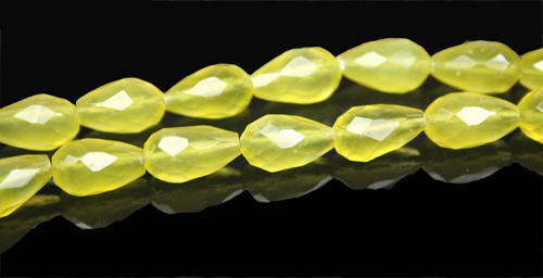 Design 7889: Yellow onyx faceted beads