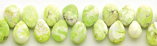 Design 8203: green, white magnesite beads