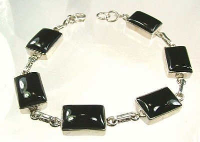 Design 1036: black onyx bracelets