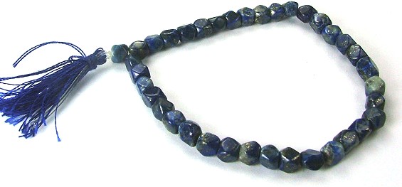 Design 931: blue lapis lazuli stretch bracelets