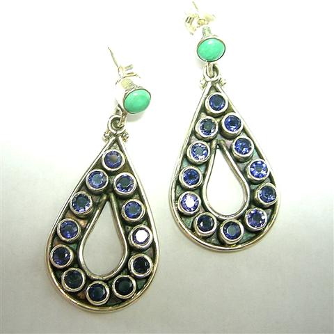 Design 1671: purple,blue iolite drop earrings