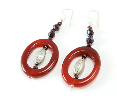 Design 17276: multi-color multi-stone earrings