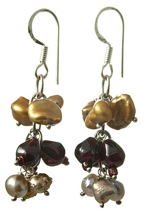 Design 17676: white pearl earrings