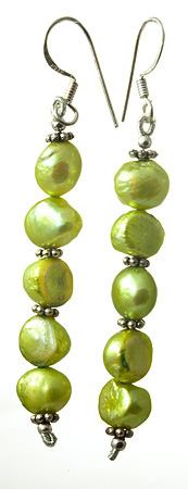 Design 17681: white pearl earrings