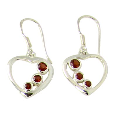 Design 21074: red garnet earrings