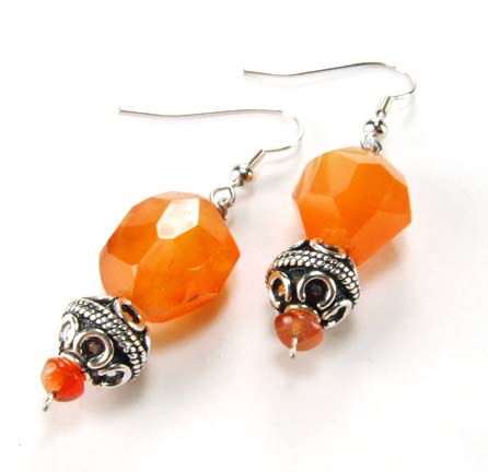Design 5082: orange carnelian earrings
