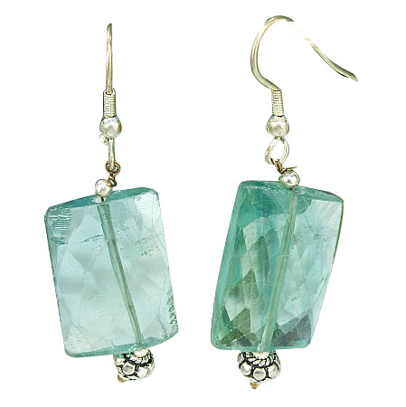 Design 6422: green aquamarine earrings