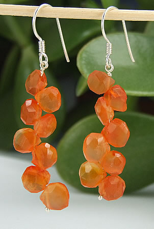 Design 6445: orange carnelian drop earrings