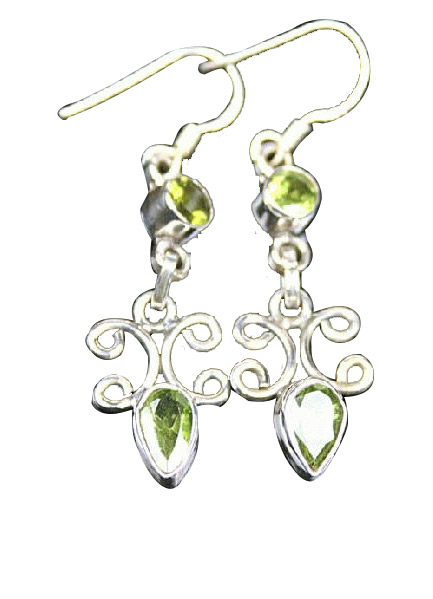 Design 7868: Green peridot earrings