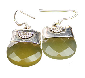 Design 7936: Yellow onyx earrings