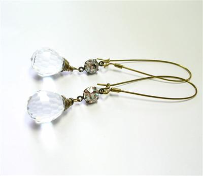 Design 7973: white crystal earrings