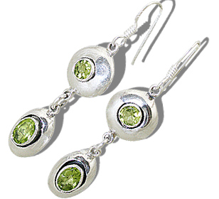 Design 816: green peridot earrings