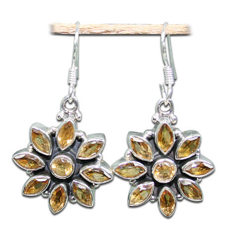 Design 8859: yellow citrine flower earrings