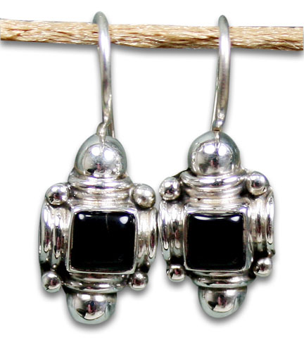 Design 8878: black onyx earrings