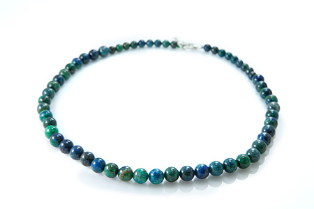 Design 17619: green malachite necklaces