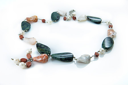Design 17622: multi-color goldstone necklaces