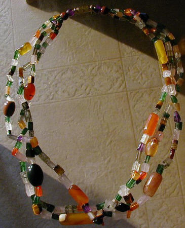 Design 426: mixed,0,0,0 multi-stone necklaces
