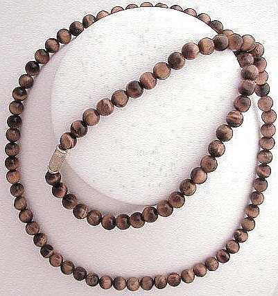 Design 559: brown tiger eye necklaces