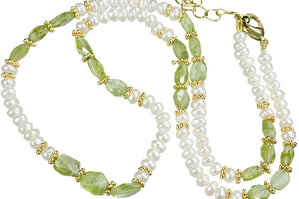 Design 6969: green,white peridot necklaces