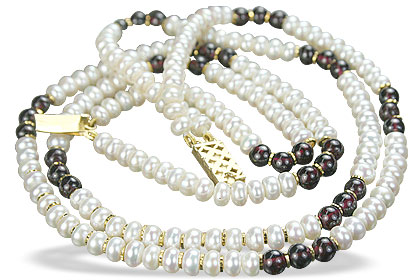 Design 7199: red,white pearl multistrand necklaces