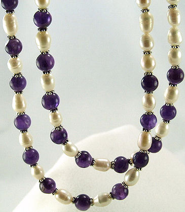 Design 7206: purple,white pearl necklaces