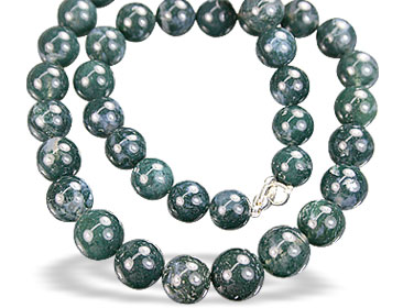 Design 7364: green moss agate necklaces
