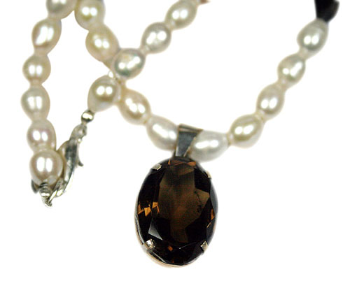 Design 7805: White, Brown pearl necklaces