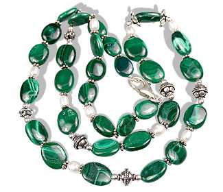 Design 7984: green malachite ethnic, simple-strand necklaces