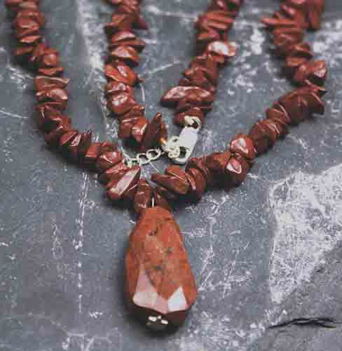 Design 8465: Red jasper chipped, drop necklaces