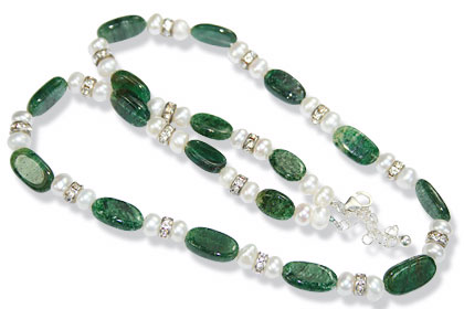 Design 8473: green,white aventurine simple-strand necklaces