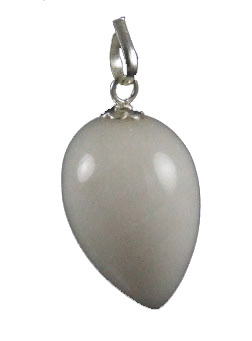Design 1367: white quartz drop pendants
