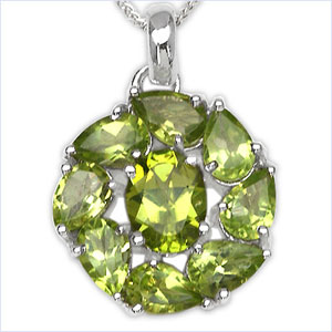 Design 16858: green peridot pendants