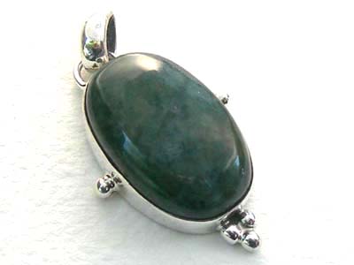 Design 1740: green bloodstone pendants