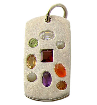 Design 21131: multi-color multi-stone pendants