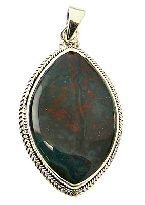 Design 21182: green bloodstone pendants