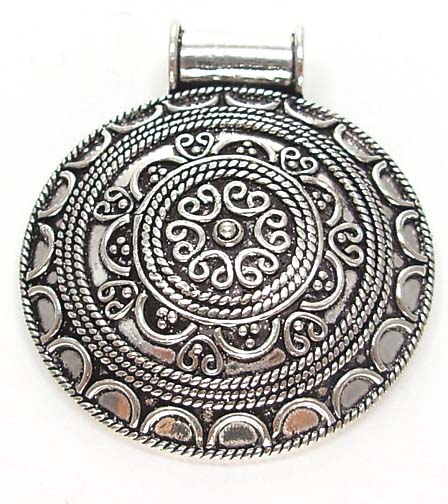 Design 5246: gray silver pendants
