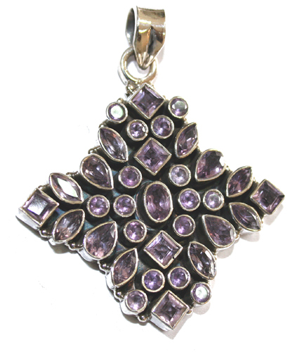 Design 7687: Purple amethyst pendants